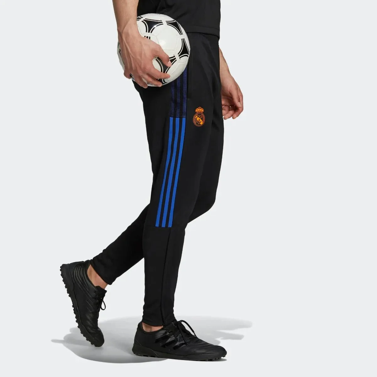 Adidas 2021-22 Real Madrid Training Pants - Black-Blue - Image 2