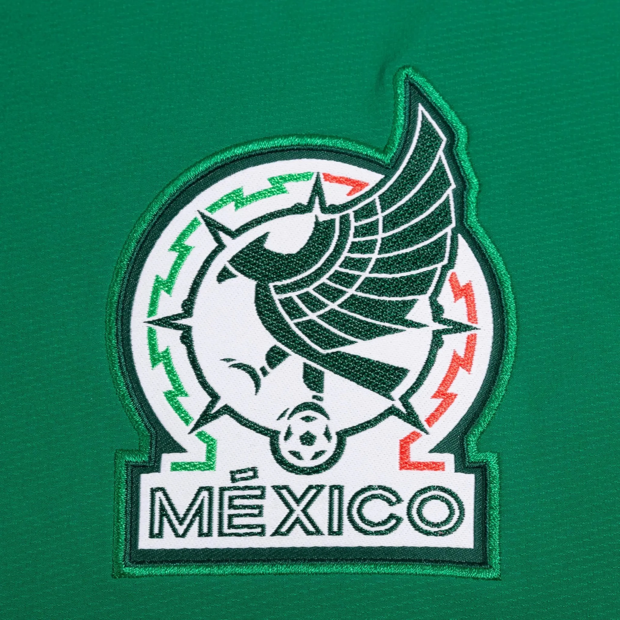 adidas 2022-23 Mexico Crew Sweatshirt - Green - Image 8