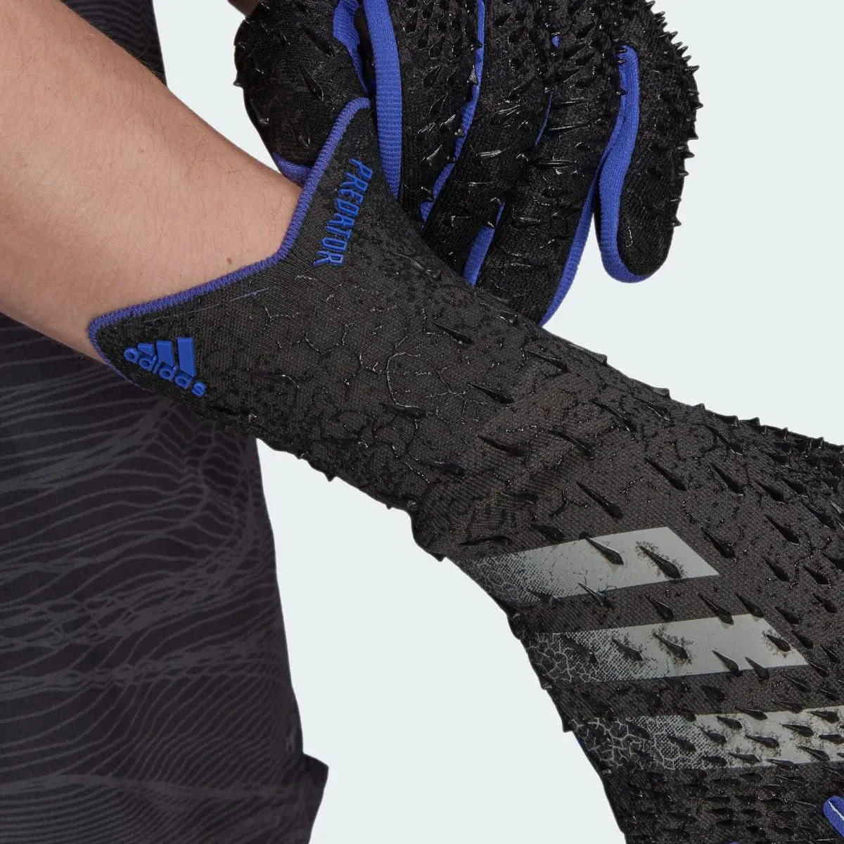 Adidas Predator Pro Negative Cut Goalkeeper Gloves - Black-Sonic Ink - Image 3