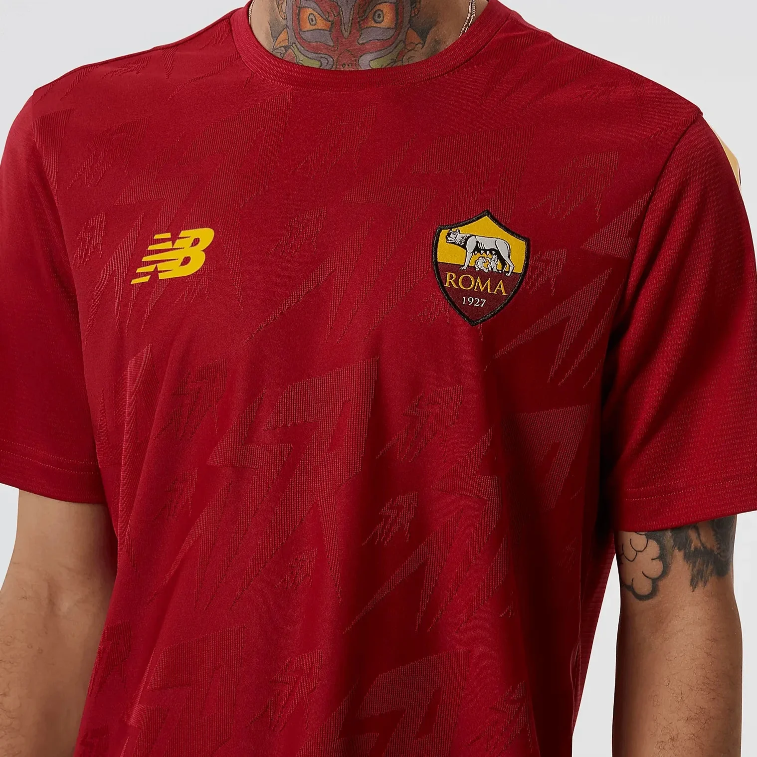 New Balance 2022-23 Roma Pre-Match Jersey Red - Image 6