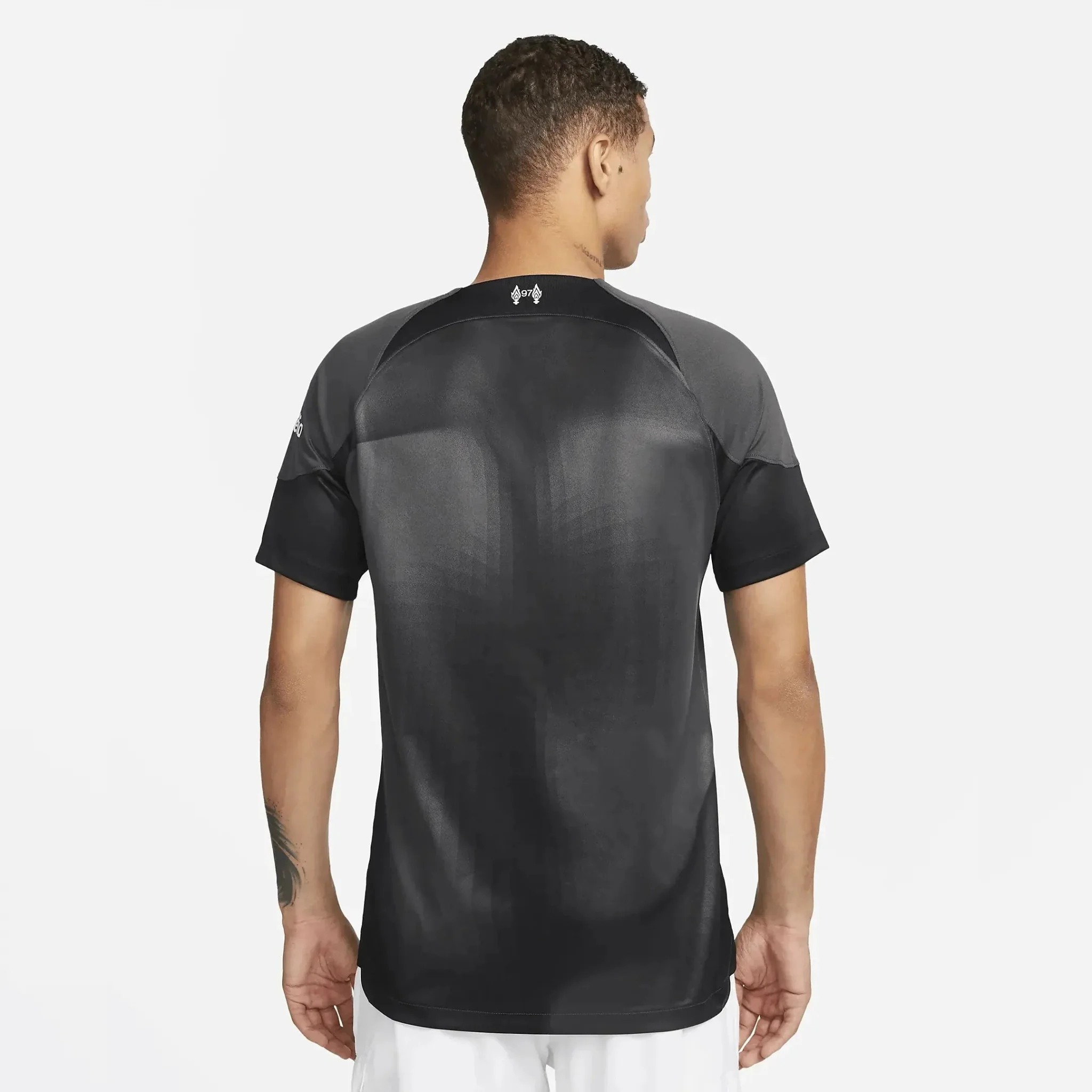 Nike 2022-23 Liverpool Goalkeeper Jersey - Black - Image 2