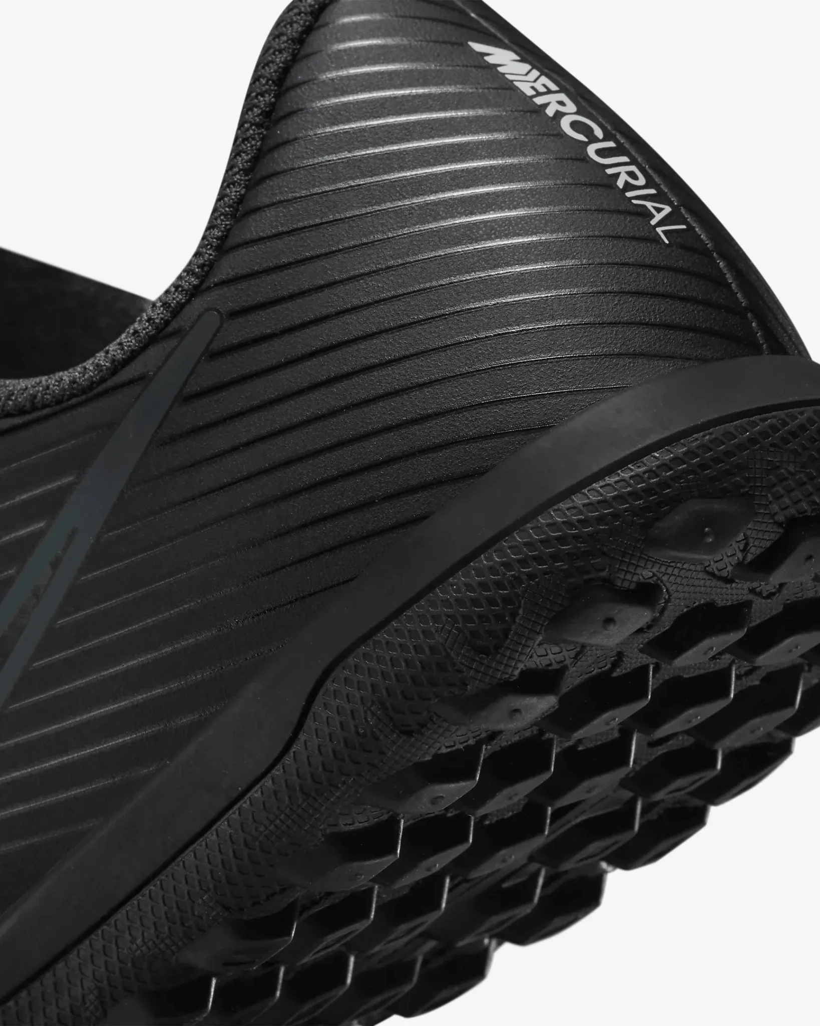 Nike Junior Vapor 15 Club Turf - Shadow Pack (FA22) - Image 8