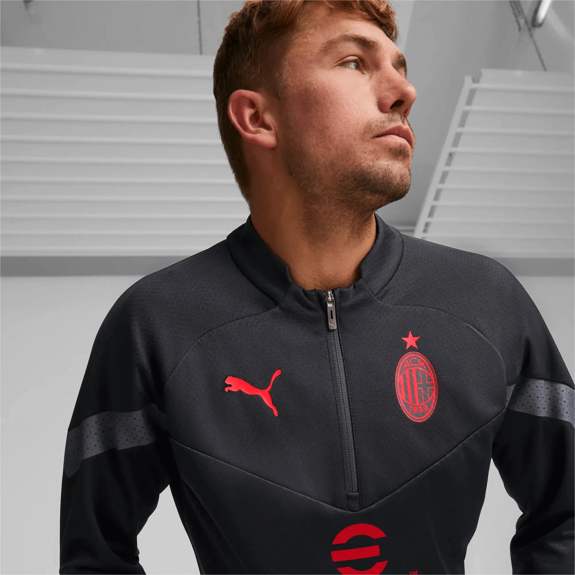 Puma 2022-23 AC Milan Quarter Zip Training Top - Black-Red - Image 5