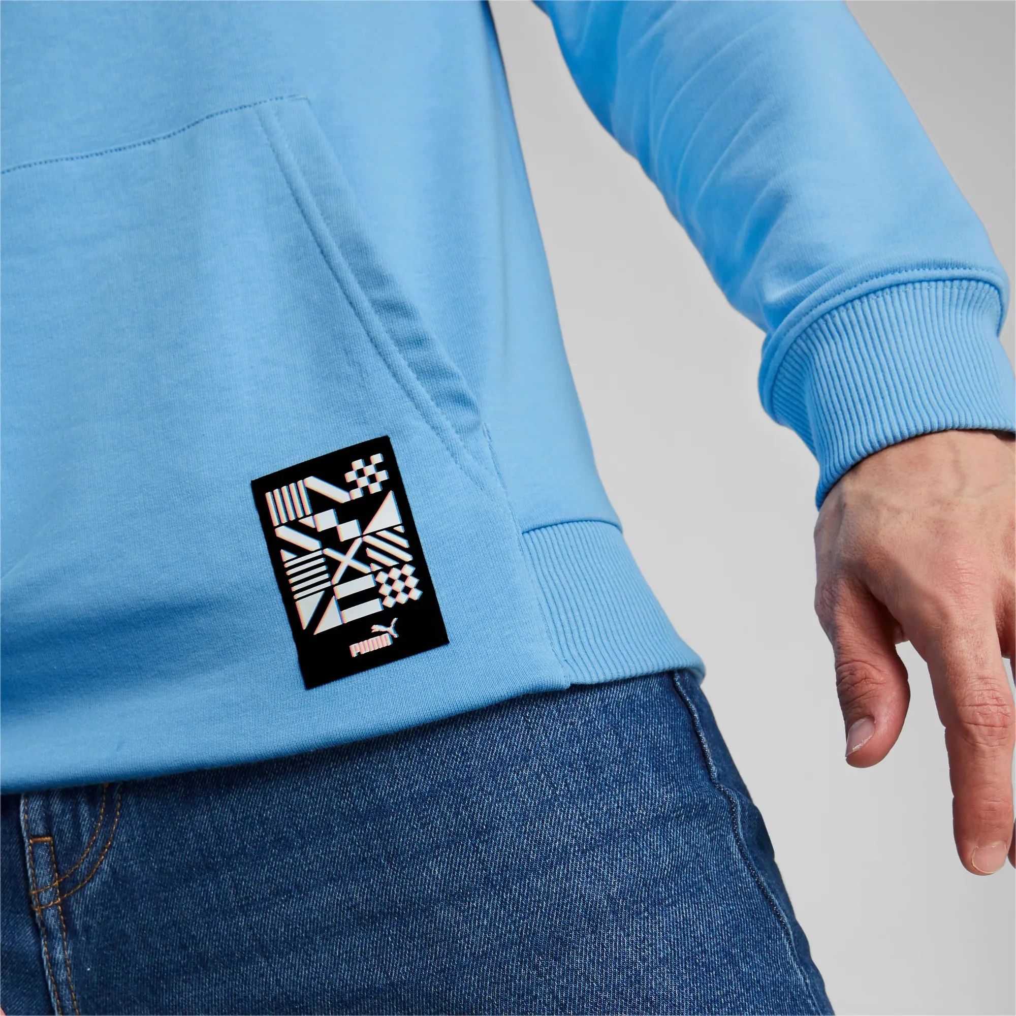 Puma 2022-23 Manchester City FtblCulture Hoody - Light Blue-White - Image 6