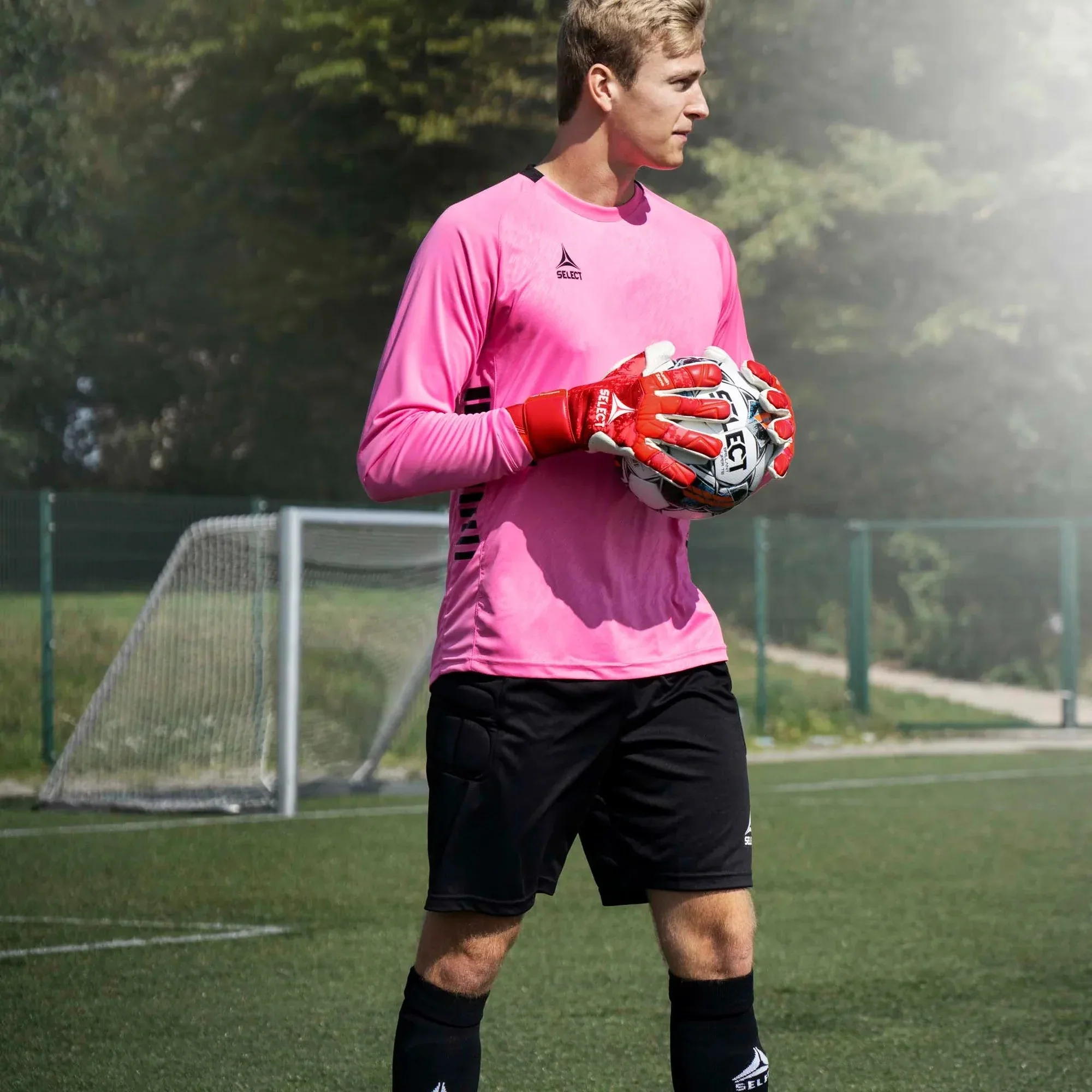 Select Youth Spain Goalkeeper Jersey - Image 3