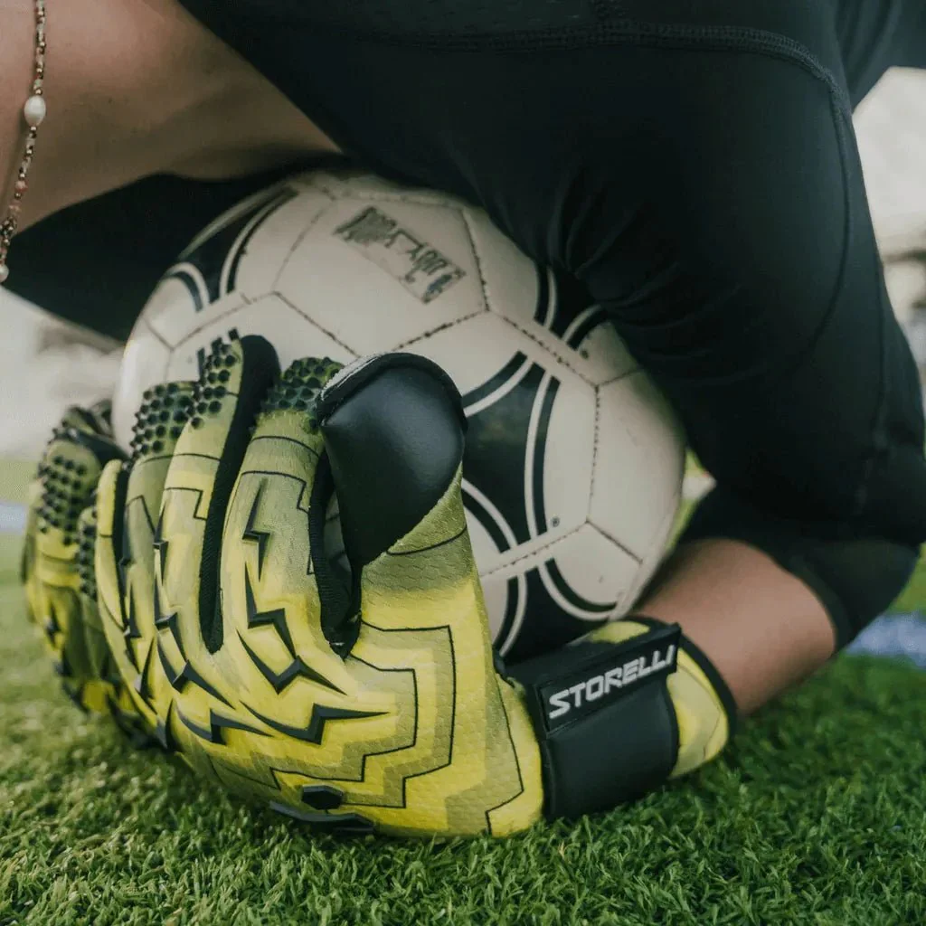 Storelli Lightning Storm Finger Spine Protection Goalkeeper Gloves - Image 2