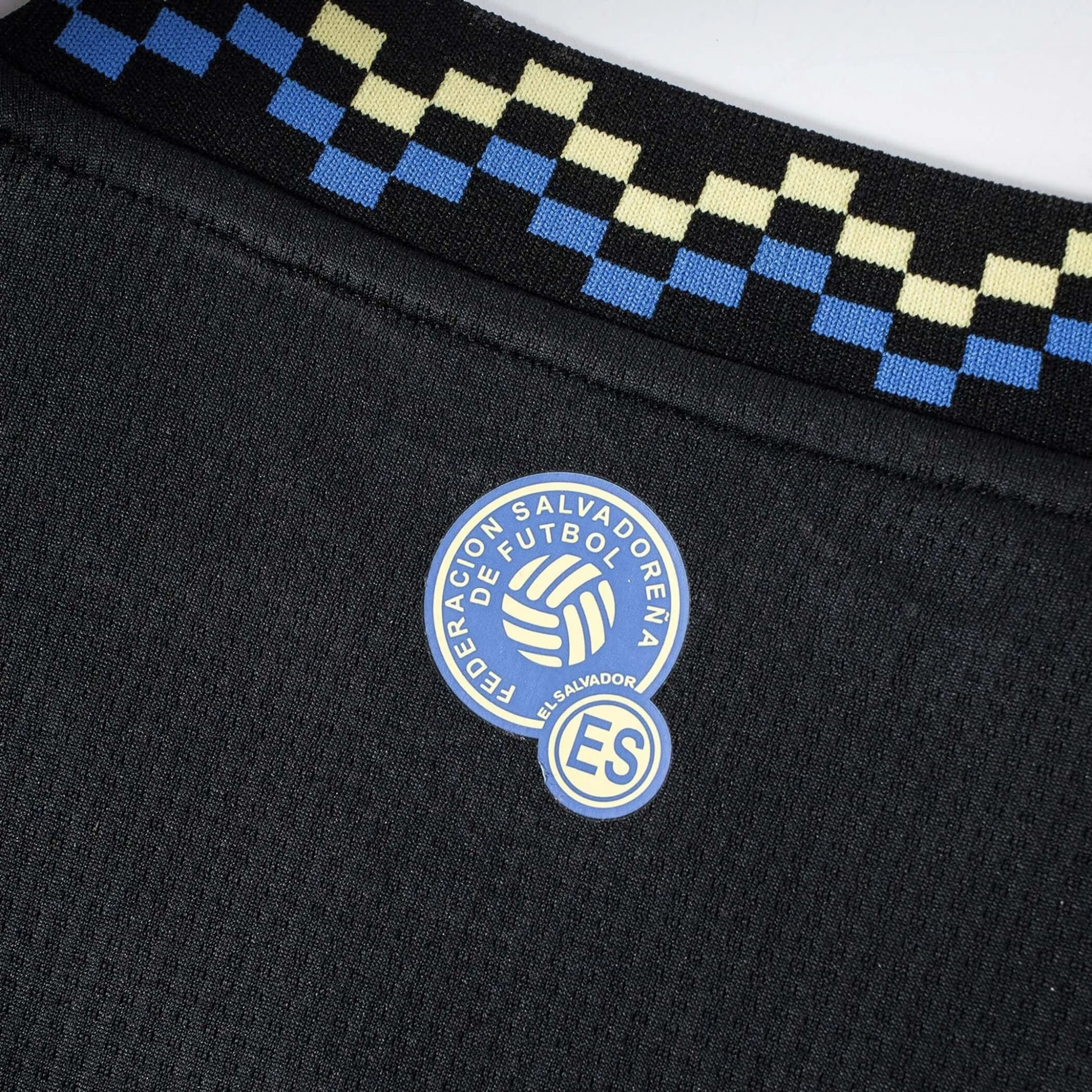 Umbro 2023-24 El Salvador Youth Stadium Third Jersey - Image 3